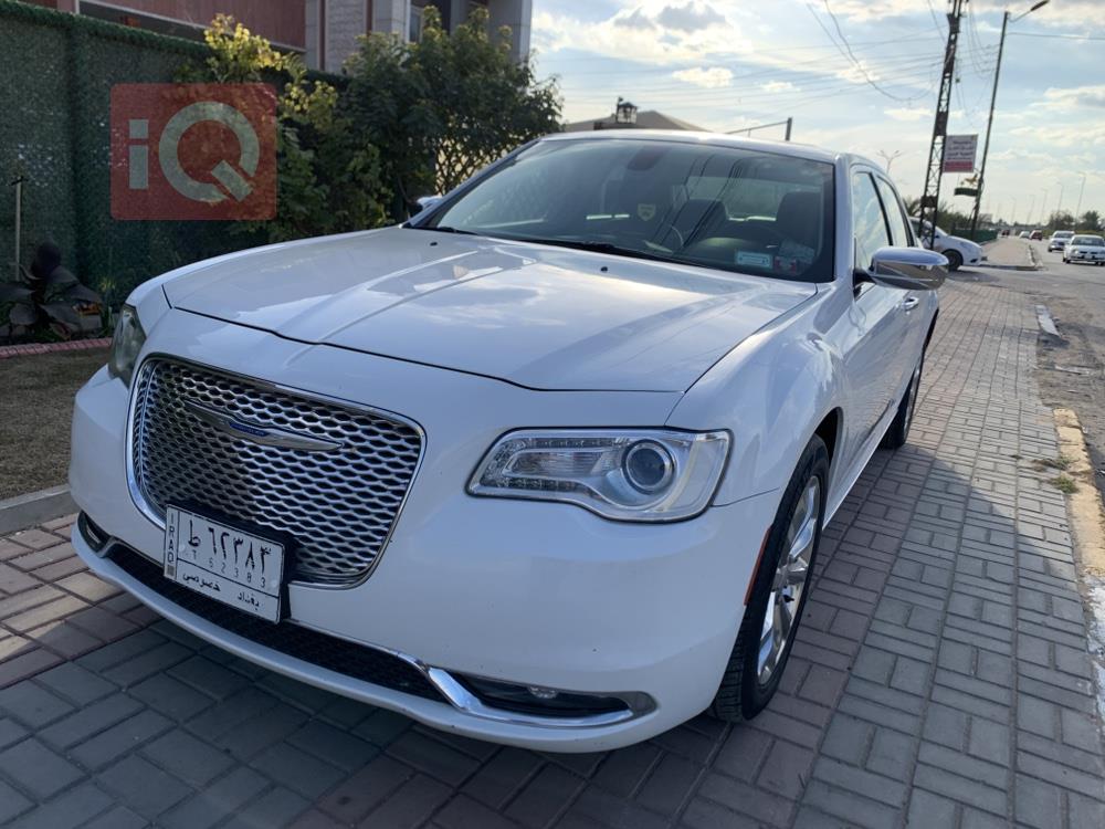 كرايسلر 300